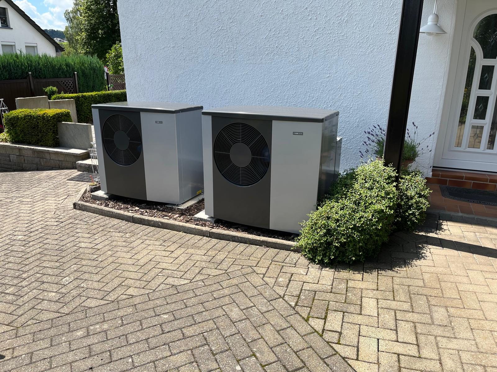 Wärmepumpe am Stadthaus, AUSSENEINHEIT
